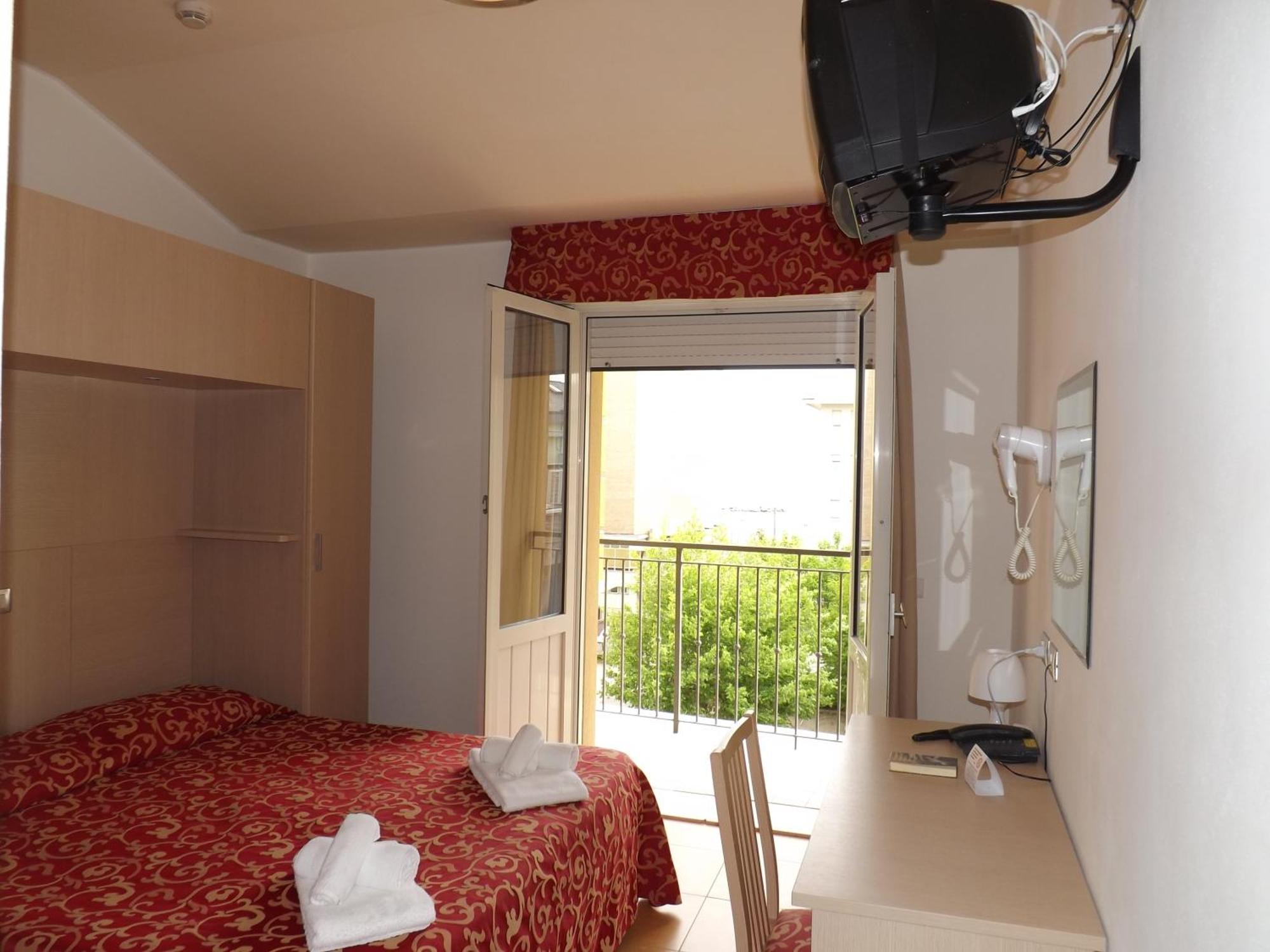 Hotel Mimosa เบลลาเรีย-อีเจอา มารีนา ห้อง รูปภาพ