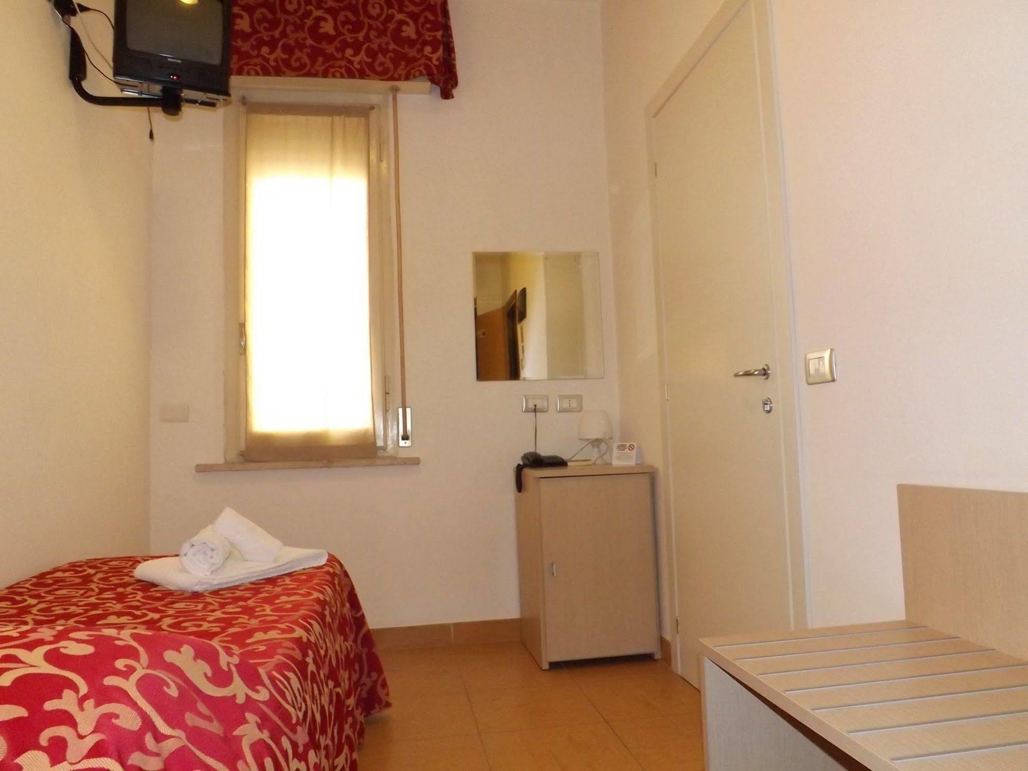Hotel Mimosa เบลลาเรีย-อีเจอา มารีนา ภายนอก รูปภาพ