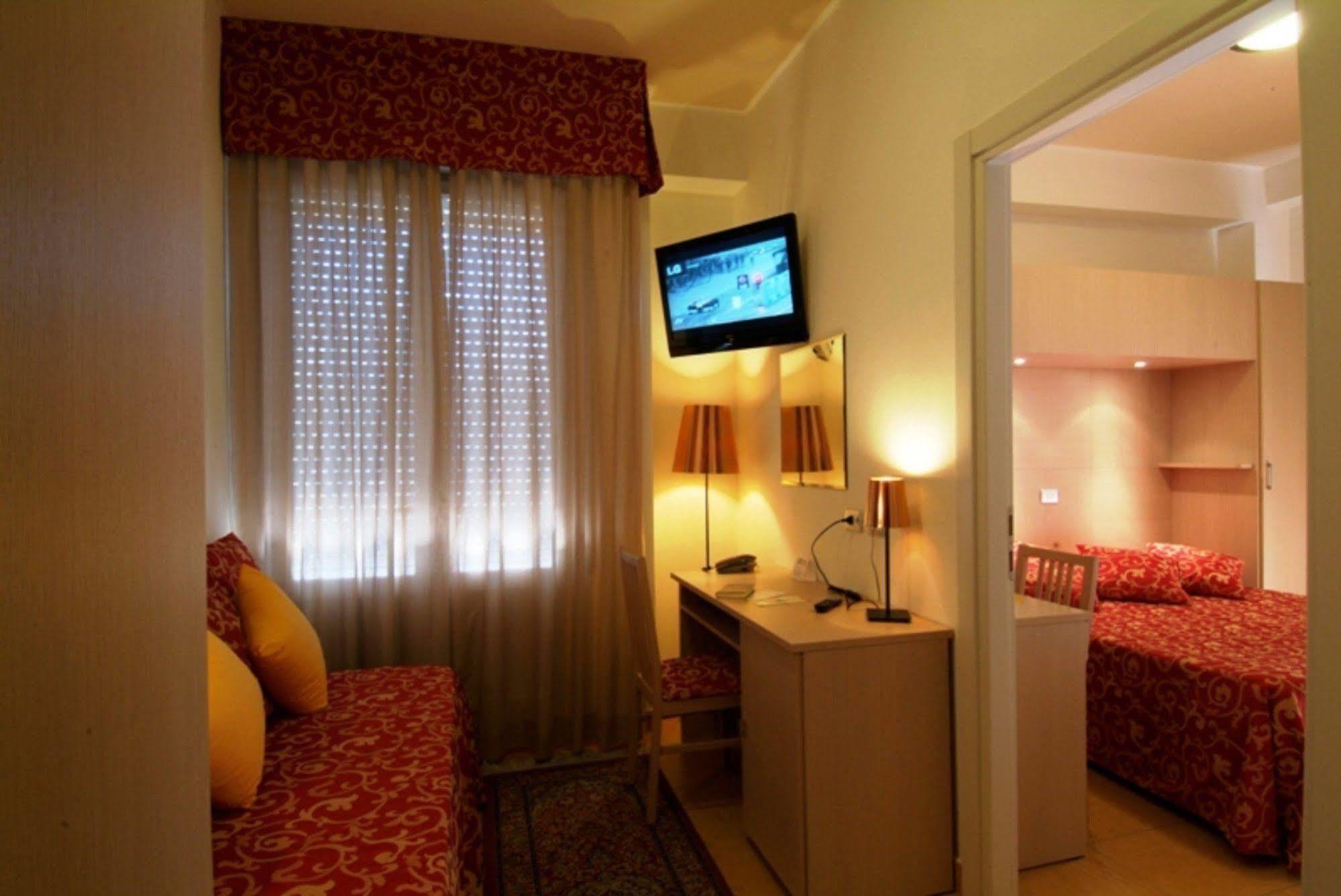 Hotel Mimosa เบลลาเรีย-อีเจอา มารีนา ภายนอก รูปภาพ